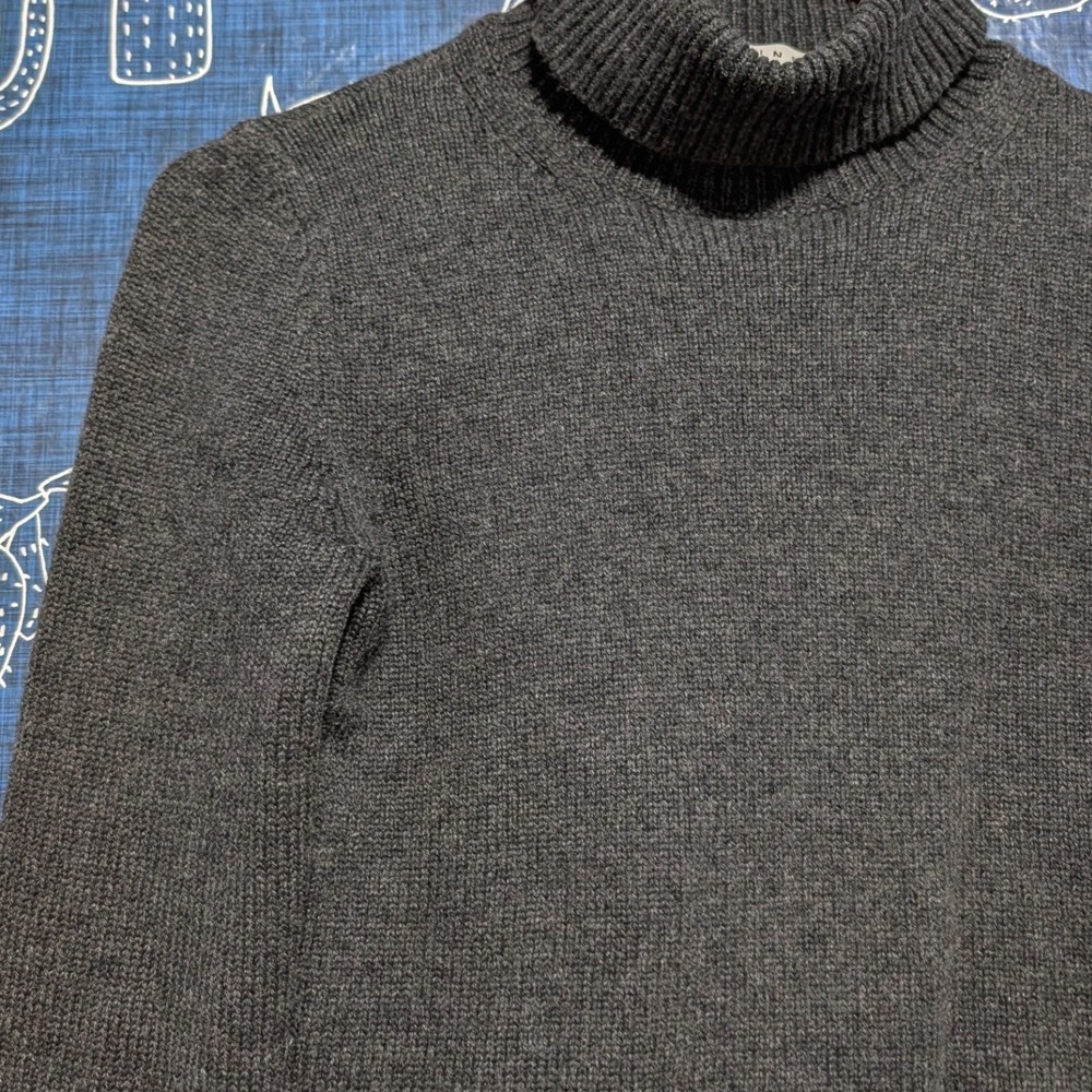 Celine Cashmere Knit Turtle Neck Long Sleeve Sweater Grey Small - Picture 3 of 7